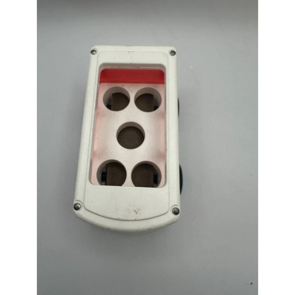 VTG FISHER PRICE LITTLE PEOPLE PLASTIC RED & WHITE MINI-BUS‎ TOY WOOD BASE 1969